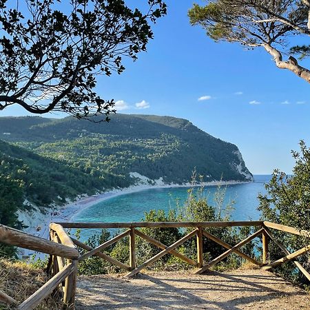 Camping Village Internazionale Sirolo Exterior foto